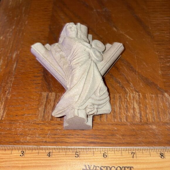 Gloucester Cathedral Roof Boss Reproduction Containing Stone from Restoration - Picture 1 of 9